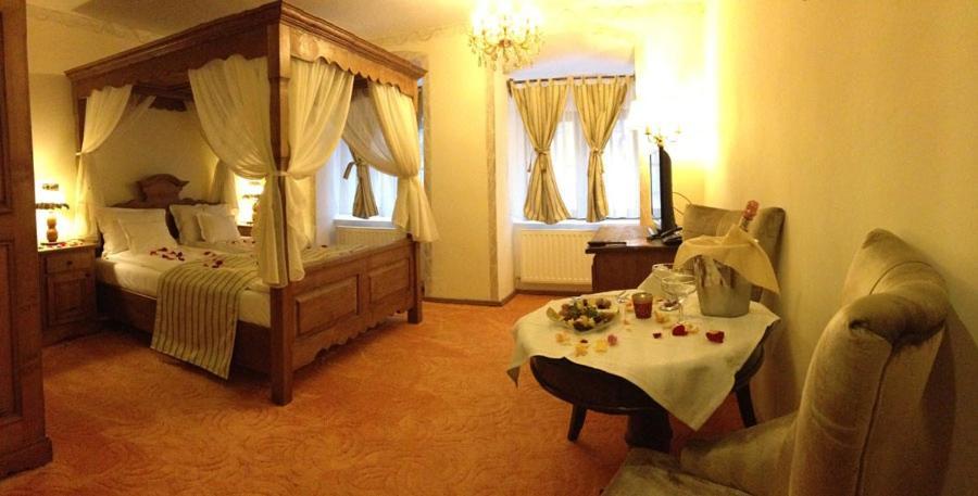 Hotel Villa Franca Sighisoara Luaran gambar